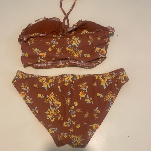 Juniors bikini - Picture 2 of 4